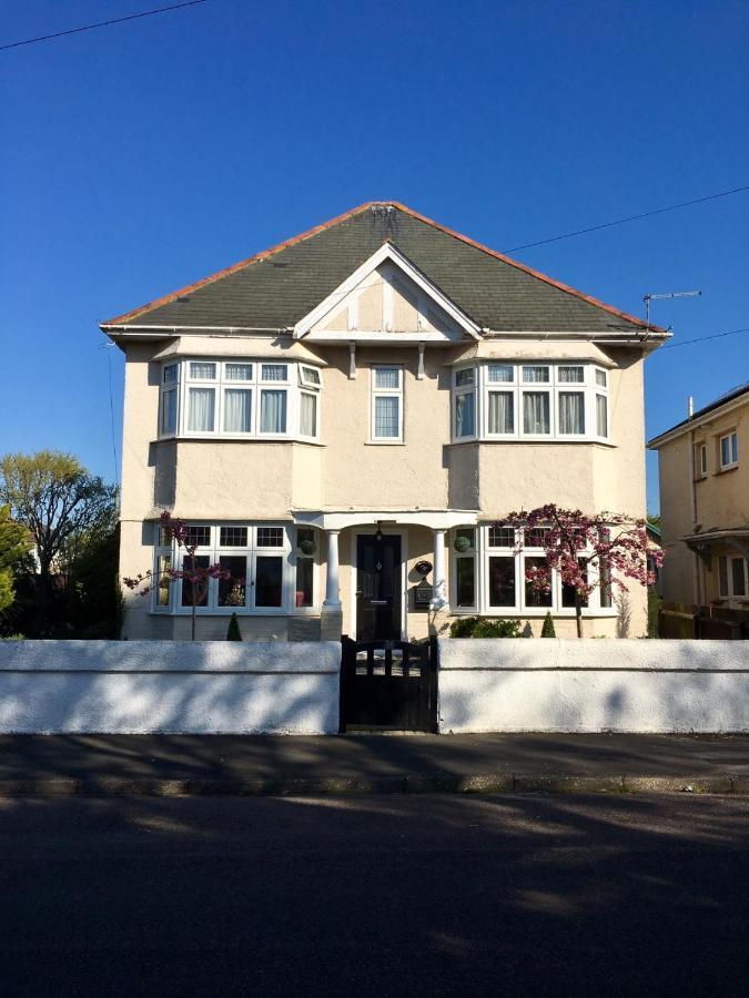 Cherry Tree House Bed & Breakfast Bournemouth Exterior photo